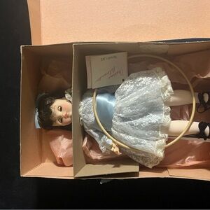 Madame Alexander Blonde Hair Wig